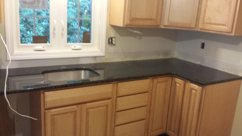 Kitchens Marble or Granite Countertops